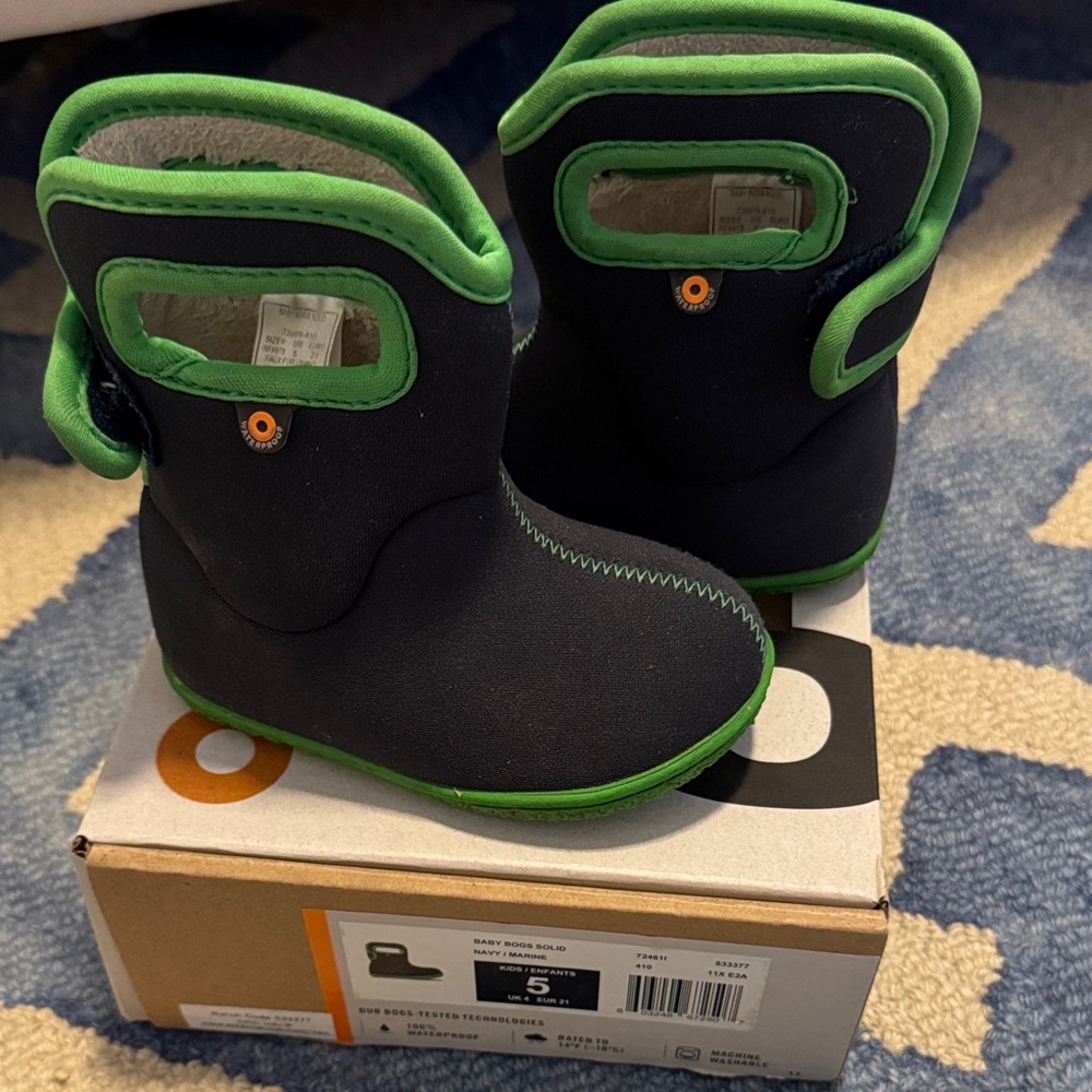 Bogs winter boots toddler boy 5